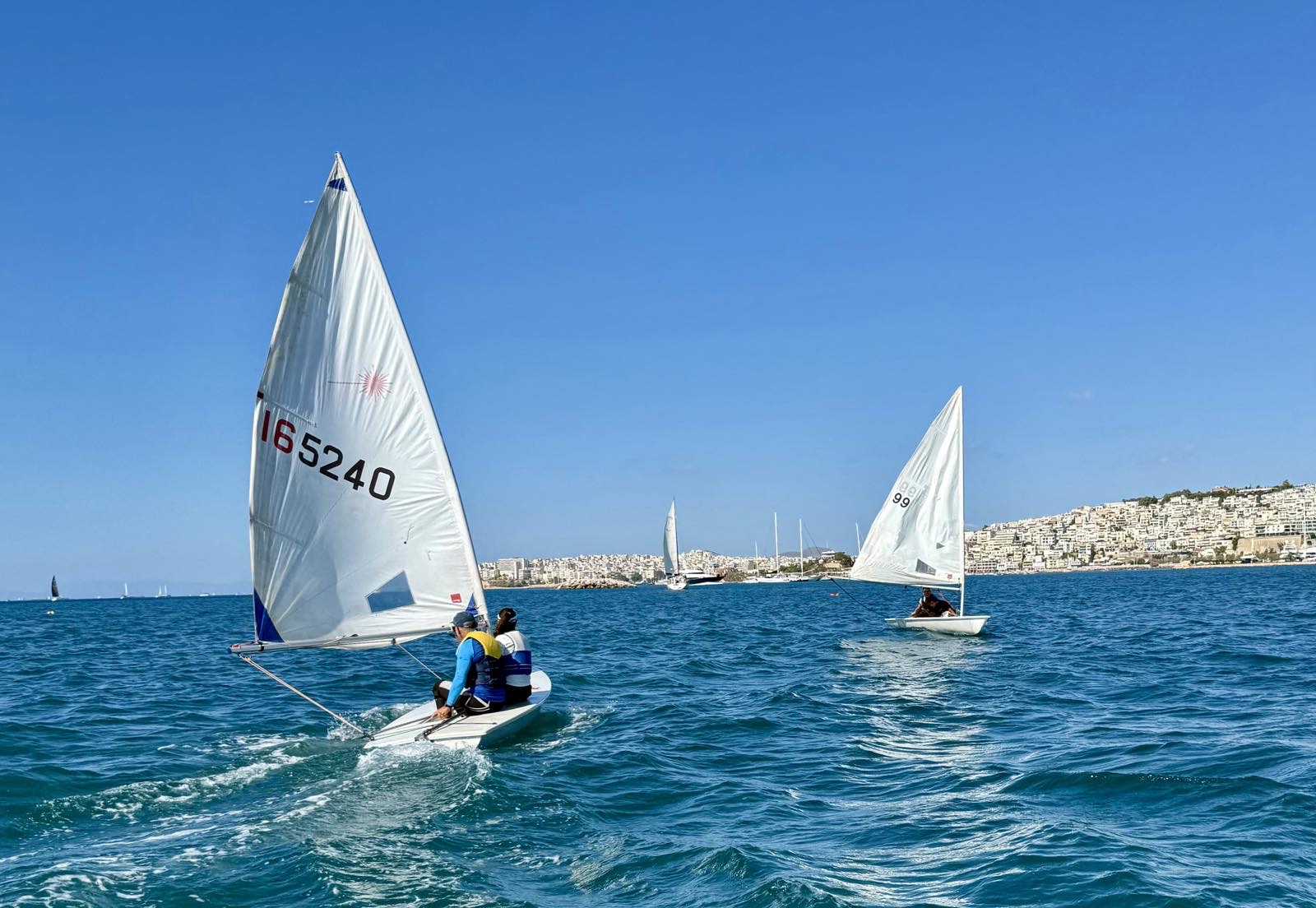 Προπόνηση με σκάφη Laser